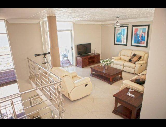 7 BEDROOM HOUSE FOR SALE IN BLOUBERGSTRAND